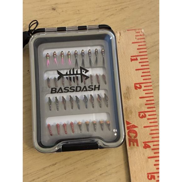 NEW BASSDASH Fly Fishing Flies Kit Assortment Trout Bass Fishing W/Box, 36 Pack - Picture 6 of 11